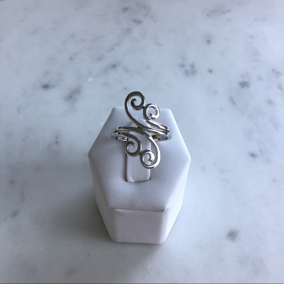 Sterling Silver Swirl Design Ring - Picture 11 of 16